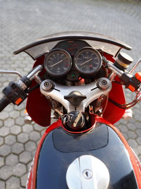 Moto Guzzi 850 LeMans