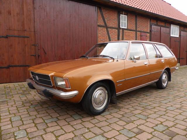 Bild 1/32 von Opel Rekord Caravan 1900 SH (1975)