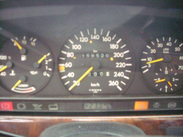 Mercedes-Benz 560 SEC