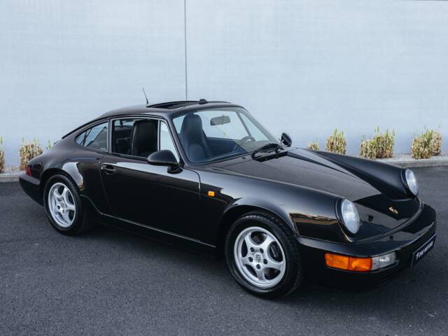 Porsche 911 Carrera 4