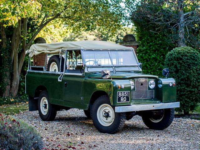 Image 1/15 of Land Rover 109 (1961)