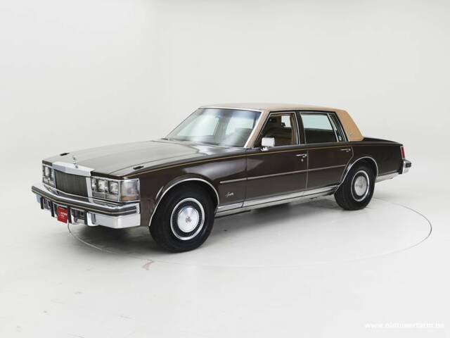 Imagen 1/15 de Cadillac Seville (1977)