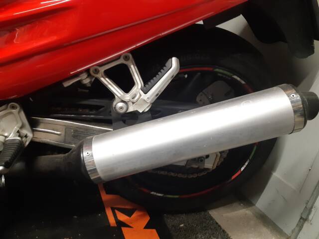 Ducati 907 I.E. - Goed uitlaten, beschaaft geluid