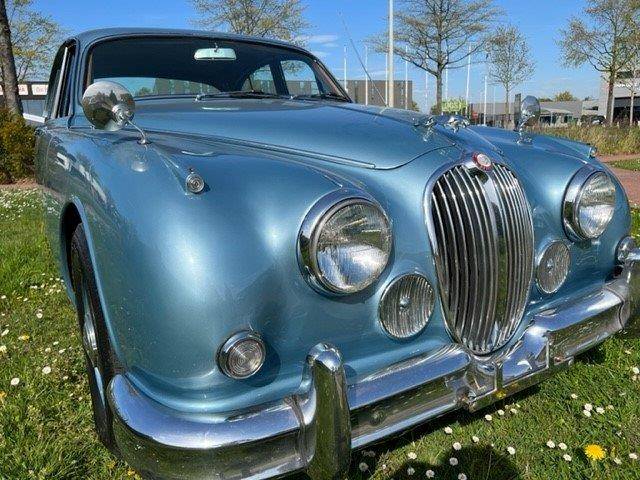 Jaguar Mk II 3.8