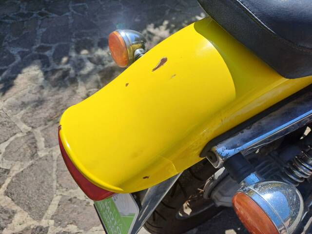 Moto Guzzi Nevada 750