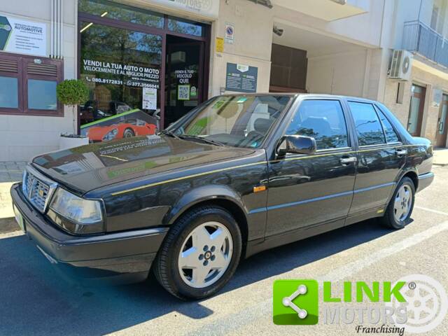 Image 1/10 of Lancia Thema 8.32 (1988)