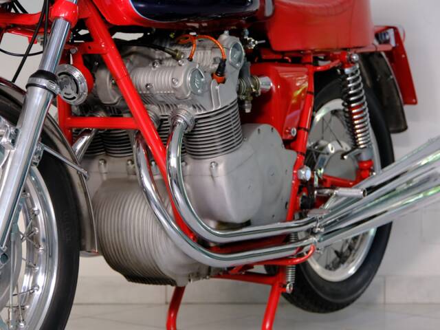 MV Agusta 750 Sport
