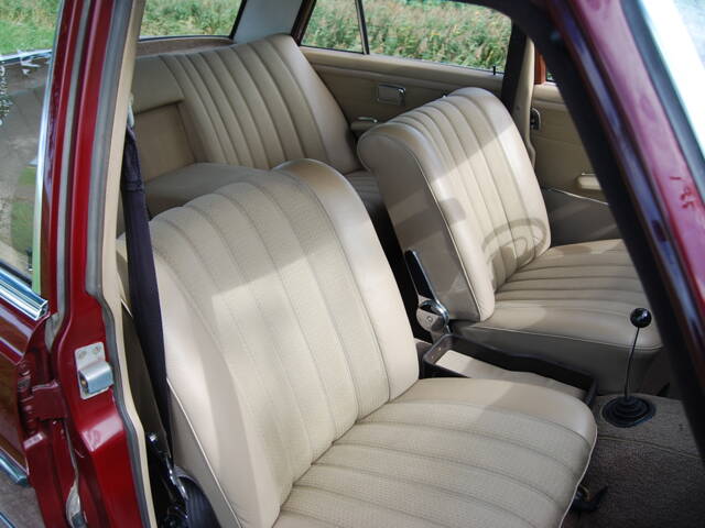 Mercedes-Benz 280 SE