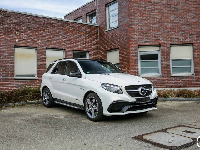 Image 1/40 of Mercedes-Benz AMG GLE 63 S (2017)