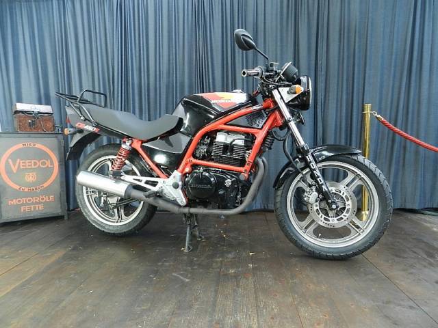 Imagen 1/6 de Honda DUMMY (1987)