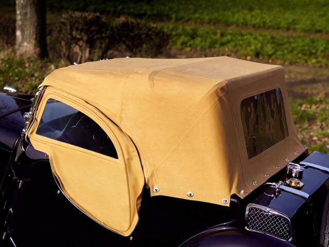 Singer 9 Sports