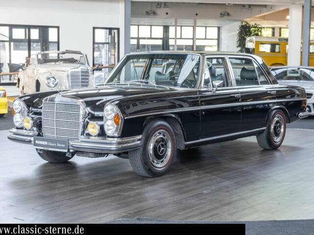 Imagen 1/15 de Mercedes-Benz 300 SEL 6.3 (1972)