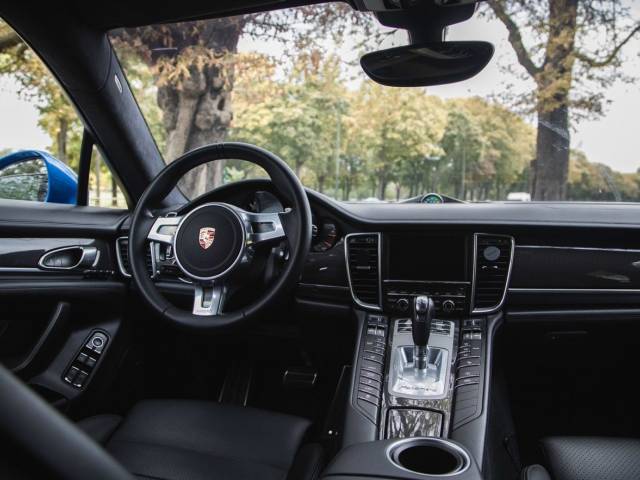 Porsche Panamera GTS