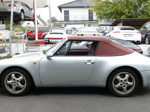 Porsche 911 Carrera 2