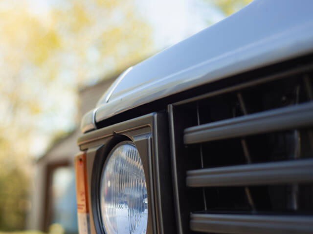 Toyota Land Cruiser HJ61 GX