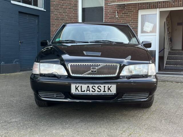 Image 1/12 of Volvo V 70 2.0 (1998)