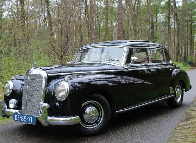 Image 1/7 of Mercedes-Benz 300 b (1955)