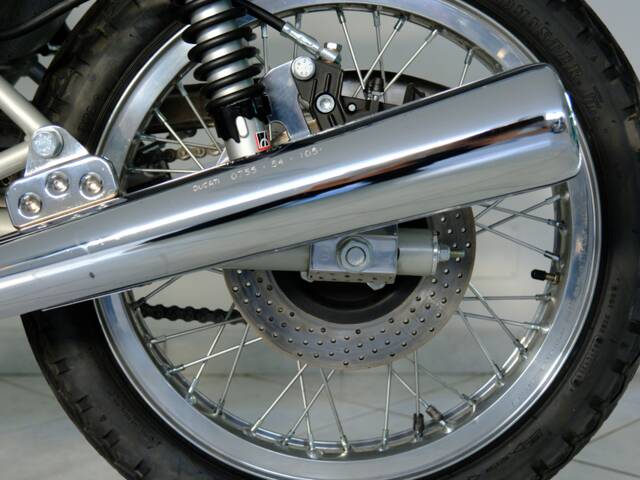 Ducati 900 SS