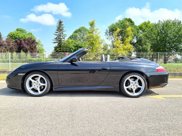 Porsche 911 Carrera