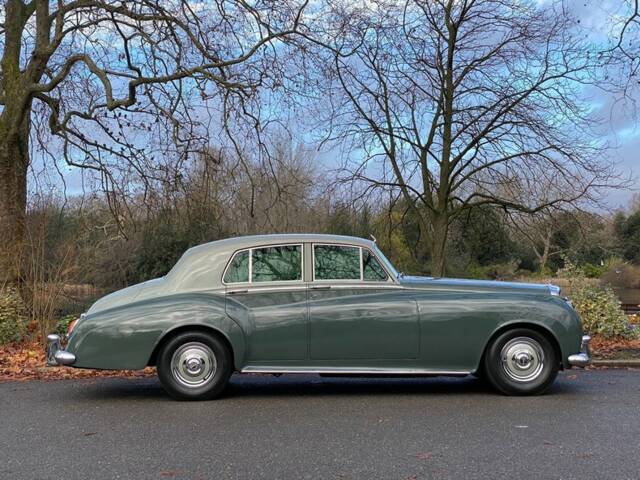 Bentley S 2