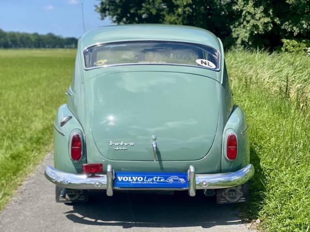 Volvo PV 544