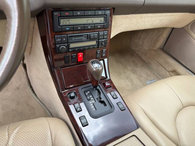 Mercedes-Benz SL 280