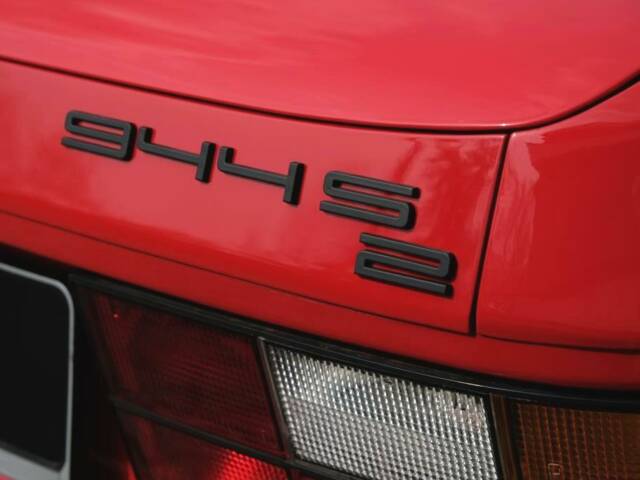 Image 1/49 de Porsche 944 S2 (1990)