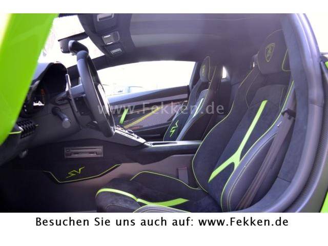 Lamborghini Aventador LP 750-4 SV