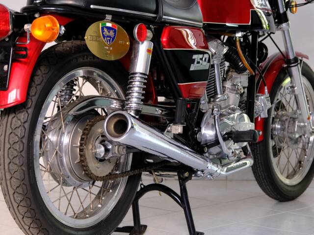 Ducati 750 GT