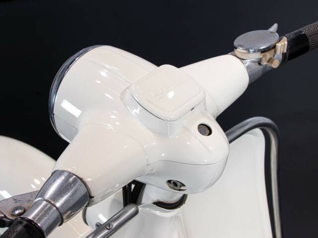 Aermacchi Zeffiro 125