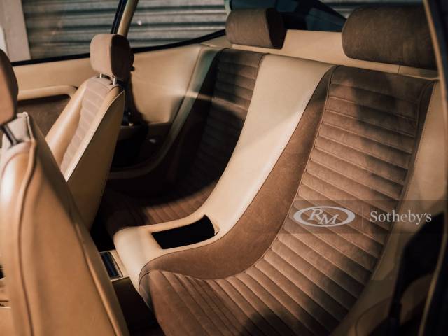 Ferrari Dino 308 GT4