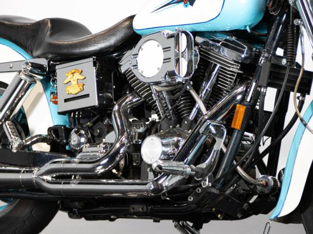 Harley-Davidson Dyna Glide Custom