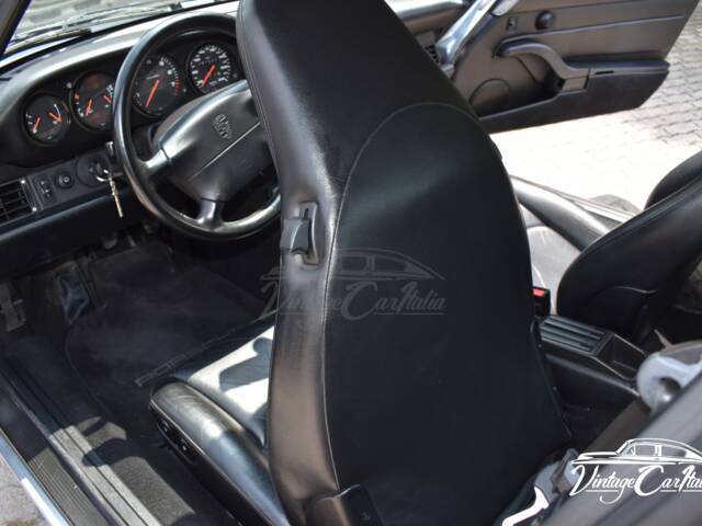 Porsche 911 Carrera