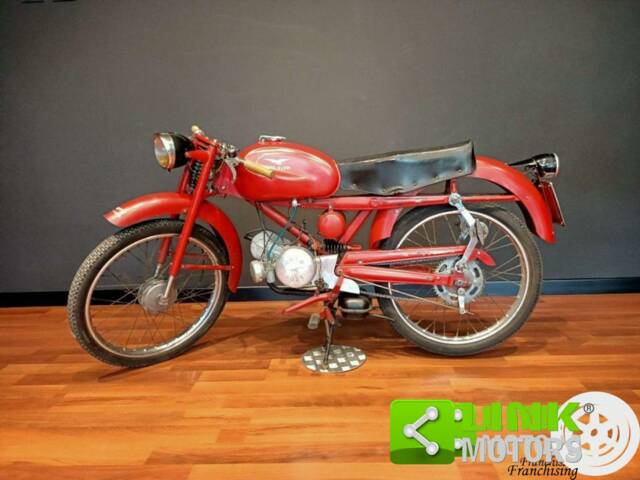 Image 1/10 of Moto Guzzi DUMMY (1962)
