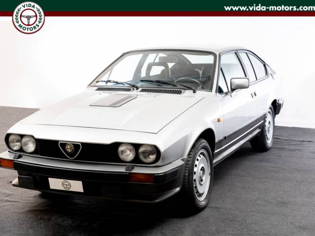 Alfa Romeo GTV 6 2.5