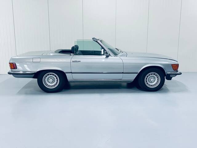 Mercedes-Benz 380 SL