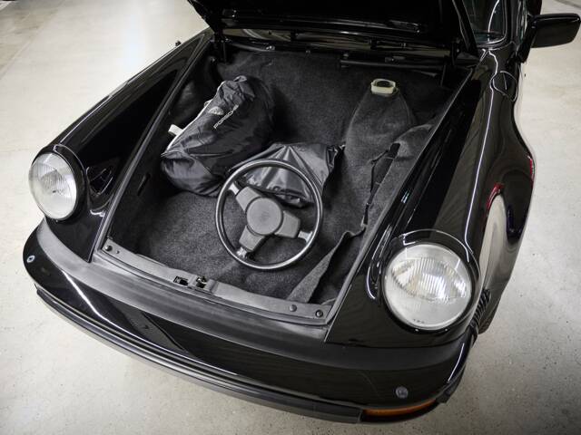 Porsche 911 Turbo 3.3