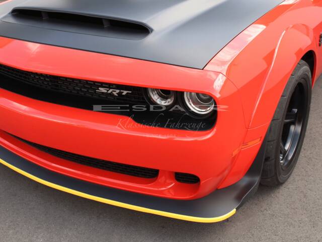 Dodge Challenger SRT Demon