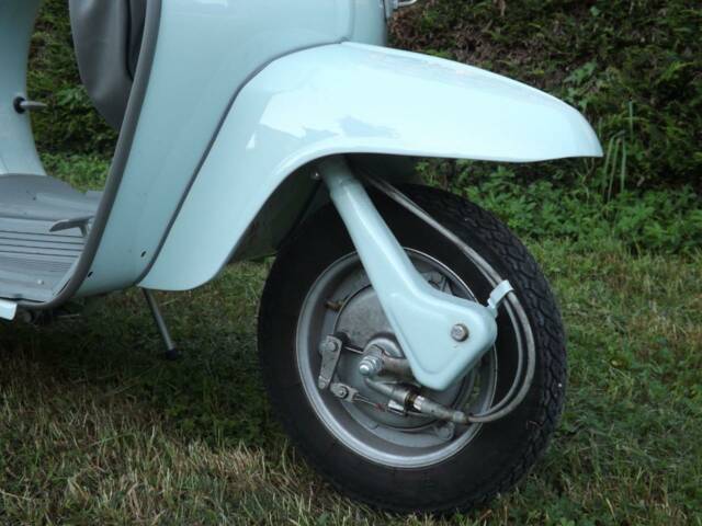 Innocenti Lambretta J50