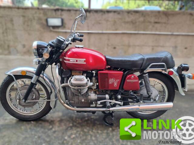 Image 1/10 of Moto Guzzi DUMMY (1973)