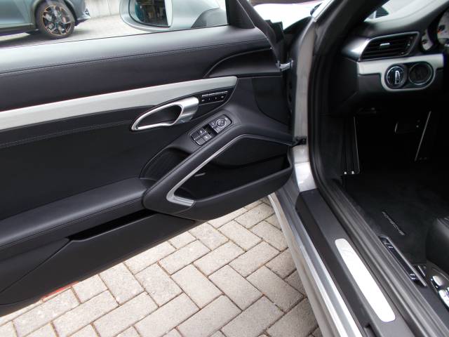Porsche 911 Targa 4S