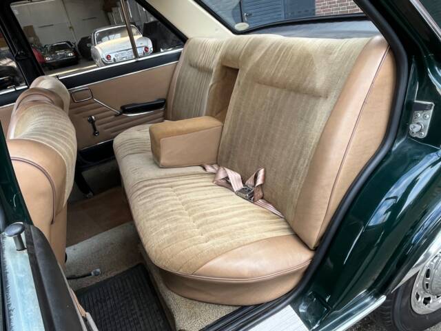 Audi 100 LS