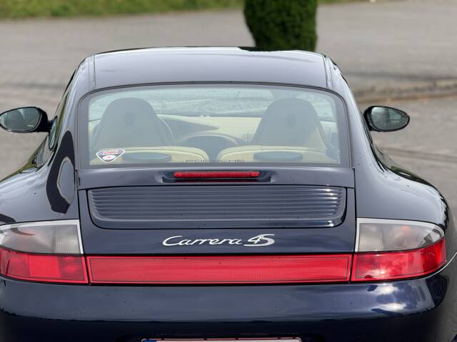 Porsche 911 Carrera 4S