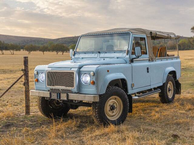 Land Rover 110