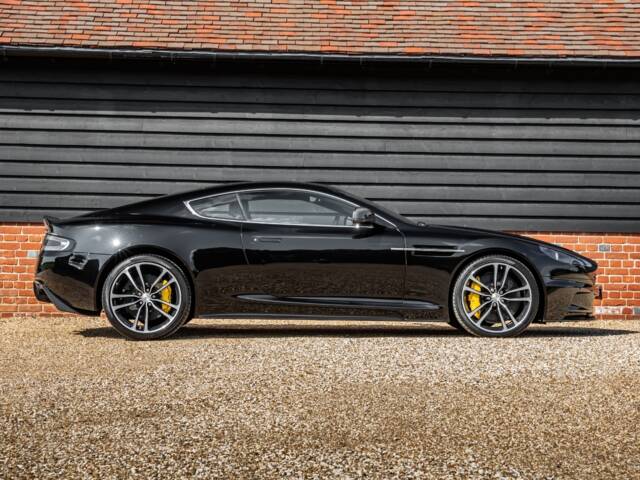 Aston Martin DBS