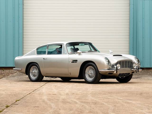 Bild 1/50 von Aston Martin DB 6 Vantage (1966)