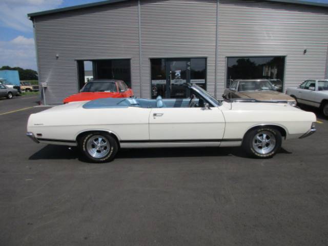 Image 1/3 of Ford Torino GT 302 (1969)