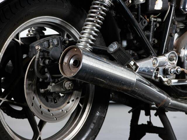 Suzuki GSX 750