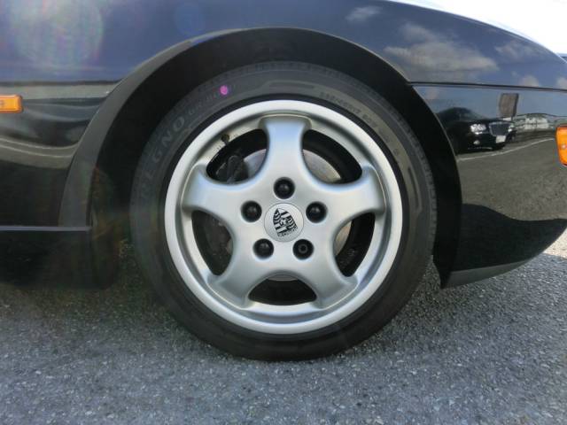 Porsche 968