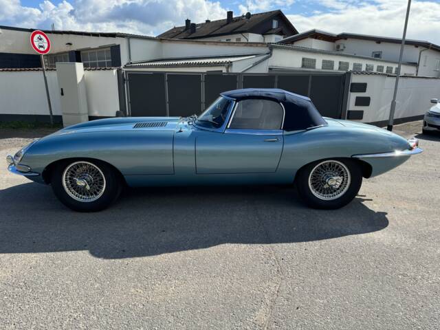 Jaguar E-Type 3.8 Flat Floor
